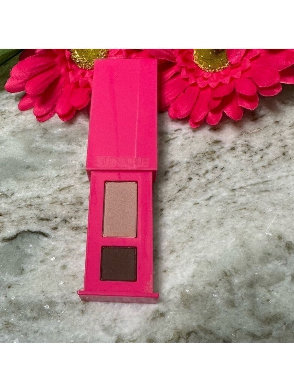 Clinique All About Shadow Duo - day into date NEW Never used. Color 16